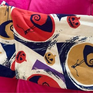 Lula Roe Nightmare Before Christmas leggings.